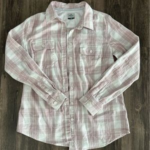 Women’s Ridgecut flannel. White and pink.